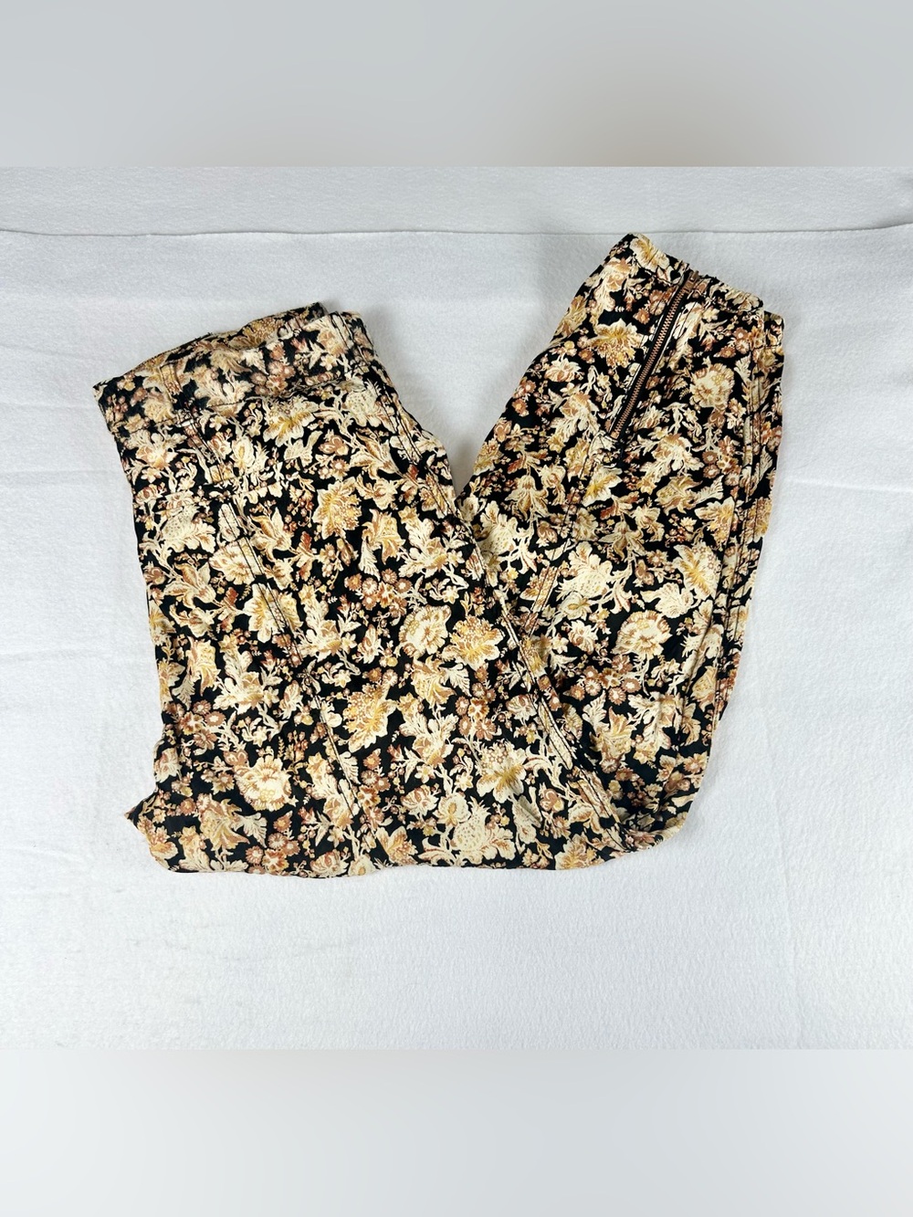Anthropologie Pants Women’s Size 6 Diandra Black Gold Floral Joggers Trousers